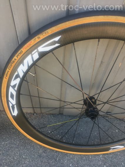 VENDS UNE PAIRE ROUE COMIC CARBONNE AXE TRAVERSANT POUR DISQUE - 5