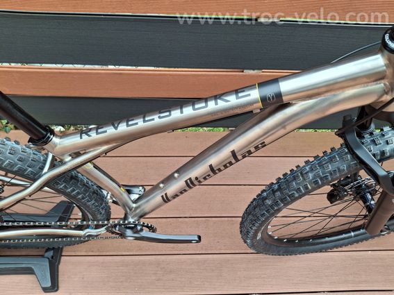 Promo VTT Titane NEUF Van Nicholas -50% - 4