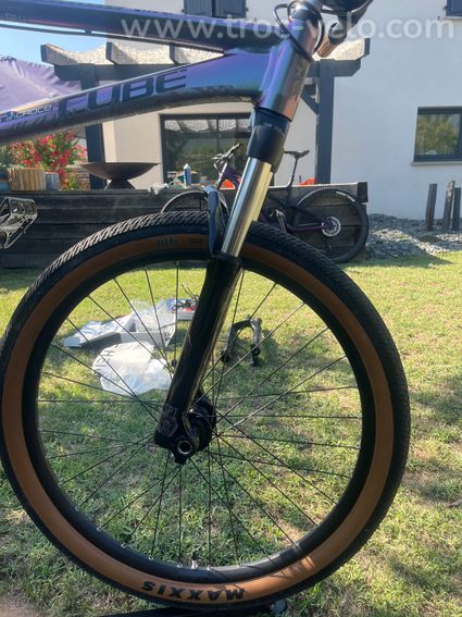 Dirt jump cube flying circus - 5