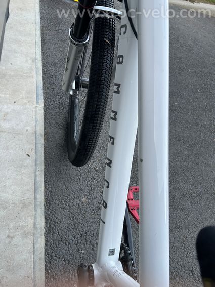 COMMENCAL ABSOLUT PIKE SILVER PURE WHITE - 3