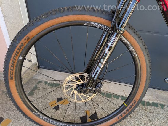 VTT Rockrider xc900 XL SID SL Ultimate, guidon carbone progress, ts telescopique, pédalier gx - 7