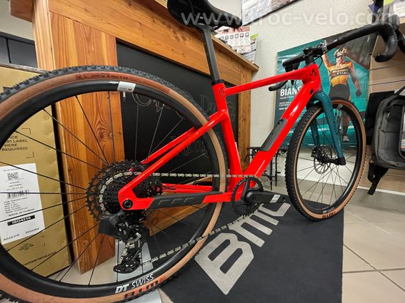 BMC URS TWO SRAM APEX - 3