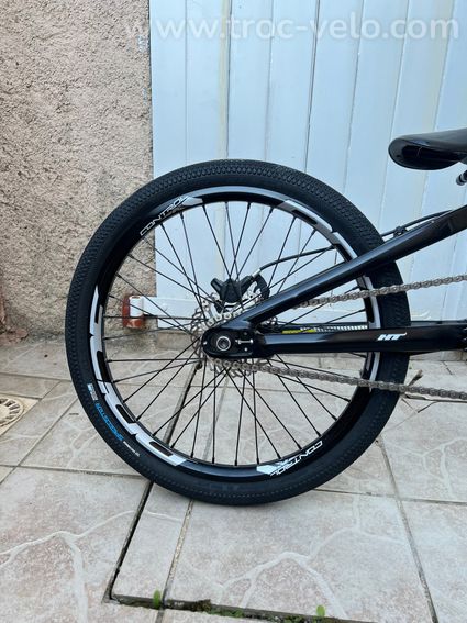 BMX race Staystrong v4  - 3