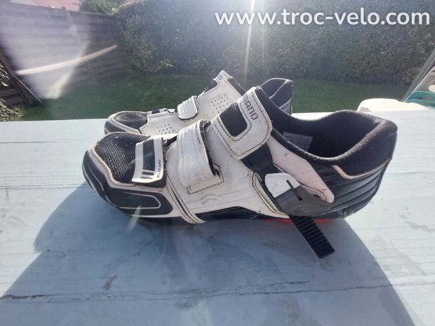 shimano XC51 blanche et noire taille 41 - 2