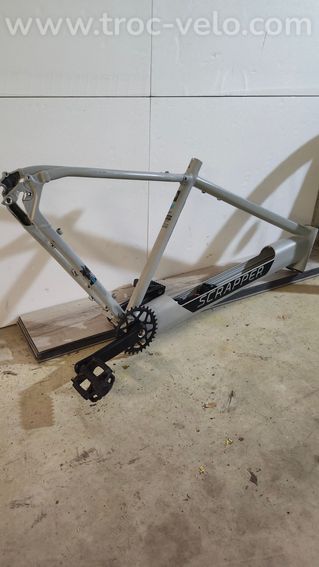 Cadre scrapper exc3 - 2