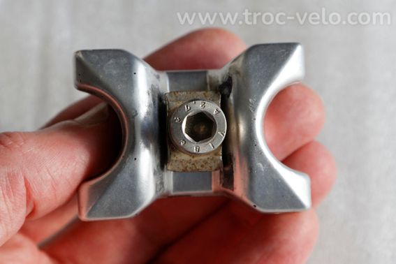 Chariot de selle - Aluminium - vis inox - 3