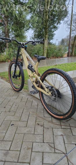 DH commencal furious M - 6