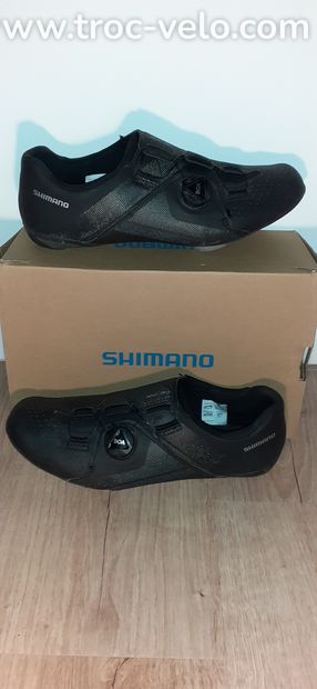 Chaussure de cyclisme shimano RC3 T41 - 1