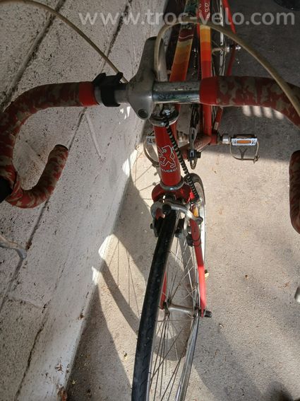 Vélo Peugeot vintage – À rénover – Route – Années 80 - 4