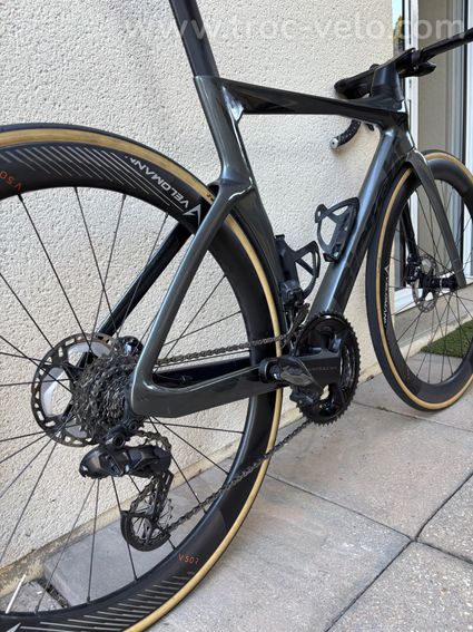 Bianchi Oltre carbone taille 53 – Shimano Ultegra Di2 – roues carbone V50R - 3