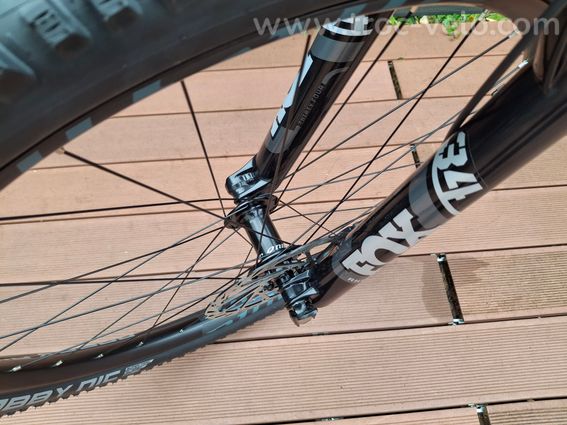 Promo VTT Niner Jet carbone NEUF - 55% -2700€ - 8