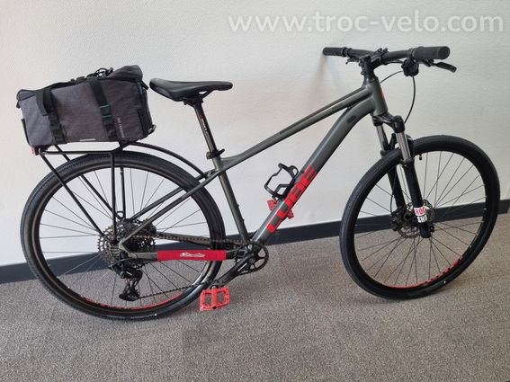 VTT Cube Analog Taille M