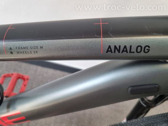 VTT Cube Analog Taille M - 10