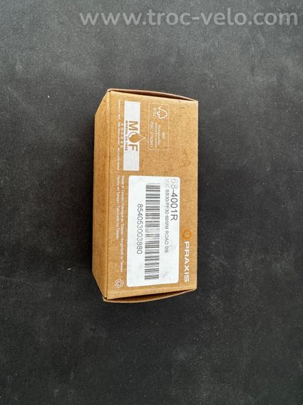 NEUF Boitier de pédalier - PRAXIS - BB30/PF30 vers M30 , largeur 68mm - 2