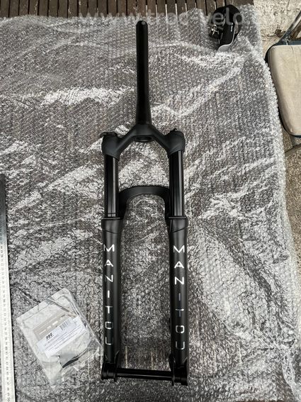 Fourche VTT MANITOU Machete 27.5" 120mm BOOST neuve - 2