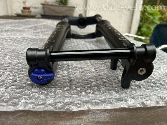 Fourche VTT MANITOU Machete 27.5" 120mm BOOST neuve - 3