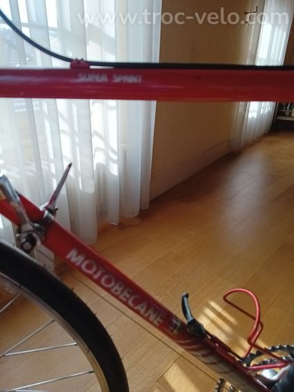 Motobecane rouge année 1980 Super sprint  - 4