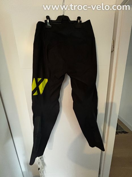 Pantalon Fox noir et jaune - 2