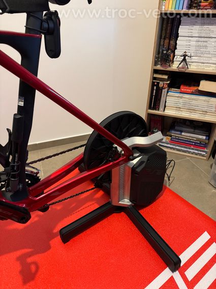 Home trainer connecté Elite Rivo et accessoires . (SWIFT) - 2