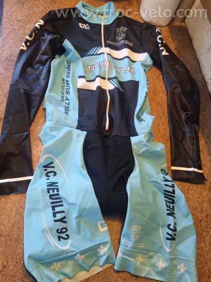 vends Combinaison Clm Manches Courtes Vc Neuilly Neuves et d Occasion - 3