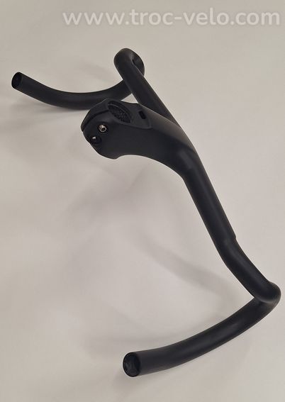 Cintre-potence intégrés trek aero rsl