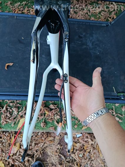 Cadre VTT giant xtc full carbone 29 pouces - 6