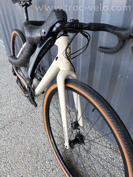 VELO GRAVEL MEGAMO WEST - 3