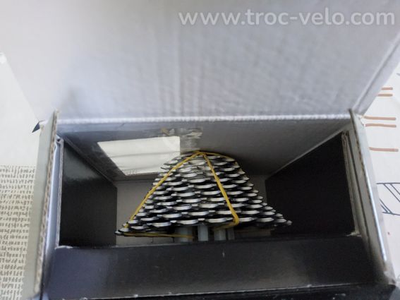 Cassette chorus 11v 12x25 dans sa boite-NEUF dans sa boite-- i - 3