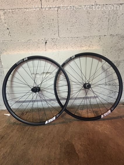 Roues DT Swiss R470