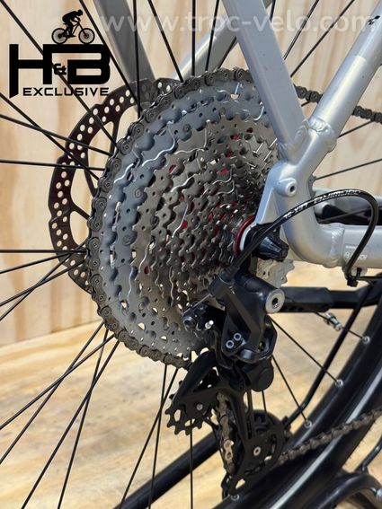 Cube Touring Hybrid Pro 625 Vélo électrique Shimano Deore 2023 - 15