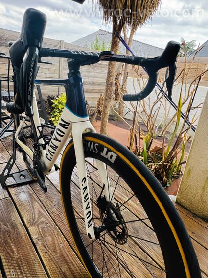 Canyon Aeroad CFR disque DI2 2023 - 4