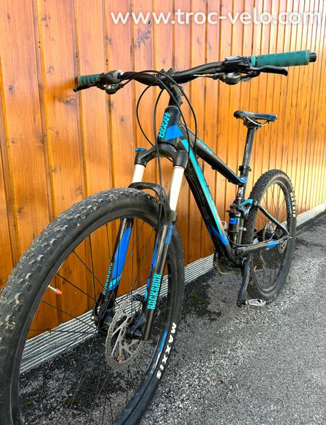 VTT Giant tout suspendu