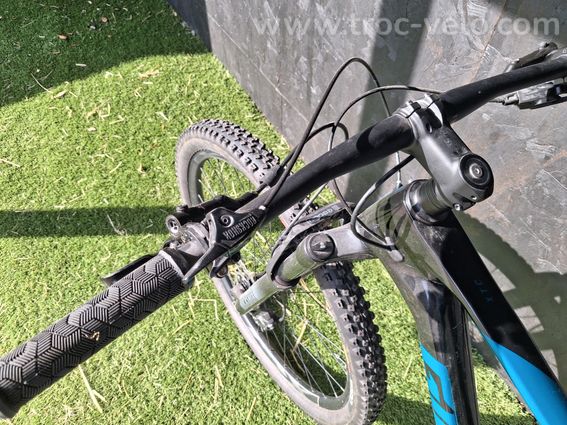 VTT Giant XTC Advanced 29 2 carbone – Taille M – Shimano SLX 12v - 8