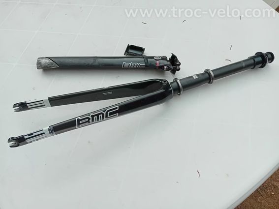 Fourche + tube de selle BMC carbone