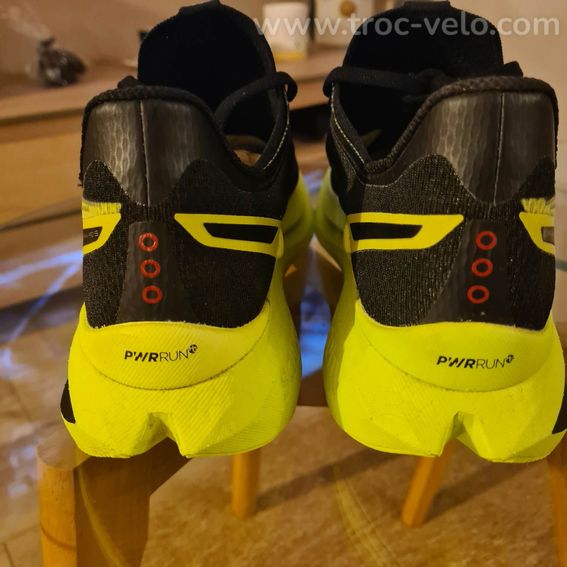 Saucony endorphin pro5 carbone - 4