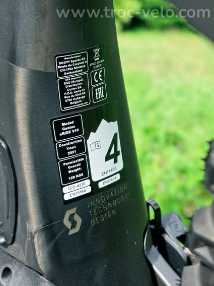 Scott Genius eRIDE 910 (EU) 2021 — Taille L — Carbone — 4 km seulement — Comme Neuf + accessoires - 15