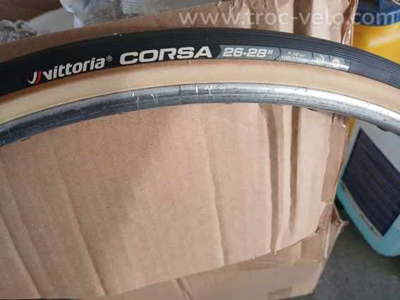 BOYAU VITTORIA CORSA 26-28" G NEUF - 2