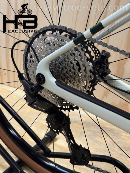 Cube Nuroad Hybrid C:62 Race 400X Carbon Vélo gravel électrique Shimano GRX 2025 - 11