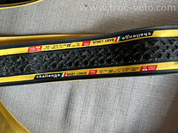 Lot de 2 pneus Challenge Baby Limus Pro + 2 chambres à air Tubolito CX/Gravel