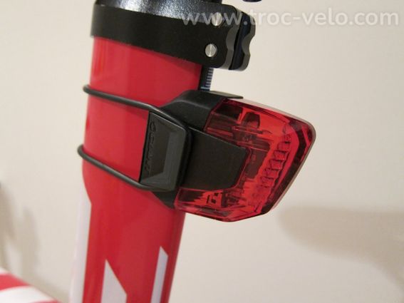 Eclairage Arrière GIANT NUMEN AERO TL 3 LED Ultra Bright  - 2