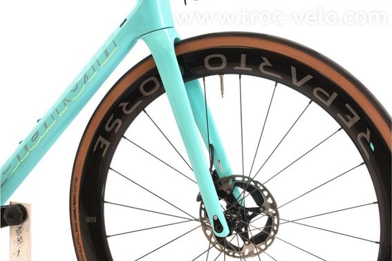Produit Reconditionne    Bianchi Specialissima Cv Di2 12v    Bleu   Velo De Route   Tres Bon Etat - 5