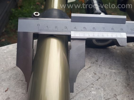 Fourche MARZOCCI BOMBER 380 DH Double T 200mm - 12