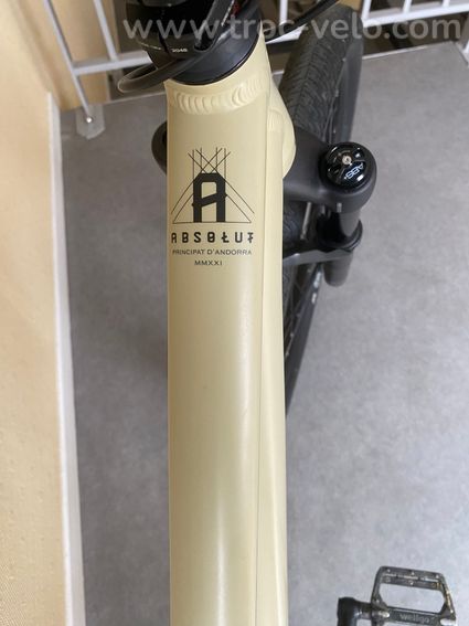 ABSOLUT Commencal - 2