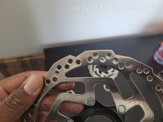 Freins à disques Shimano BR MT500 , BR MT501 et SM RT 10 complet avant et arrière   - 3