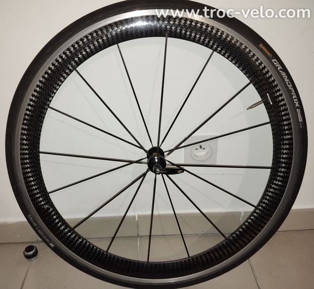 Paire de roues route Mavic Cosmic carbone  - 6