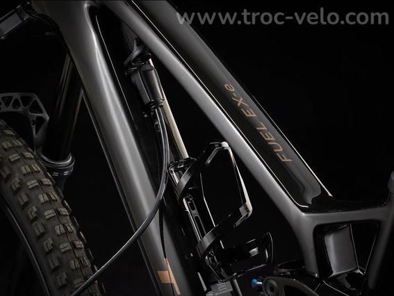 Vtt Electrique Tout Suspendu Trek Fuel Exe 9 8 12v 360 Wh Tq 50nm 29 Noir Velo D Exposition - 6
