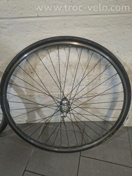 Paire de roues boyaux