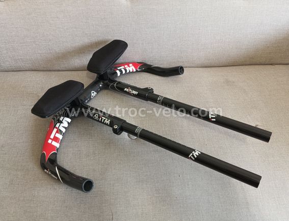 Guidon ITM Saturn carbone Triathlon Time Trial TT Chrono Contre la montre