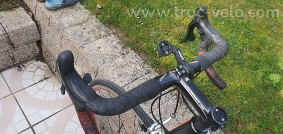 velo carbon giant advanced SL taille56 campa chorus 11V - 9