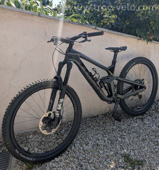 Trek Slash 9.8 XT (M/L) remis neuf